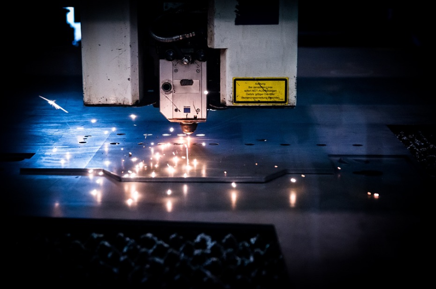 máquina de corte a laser