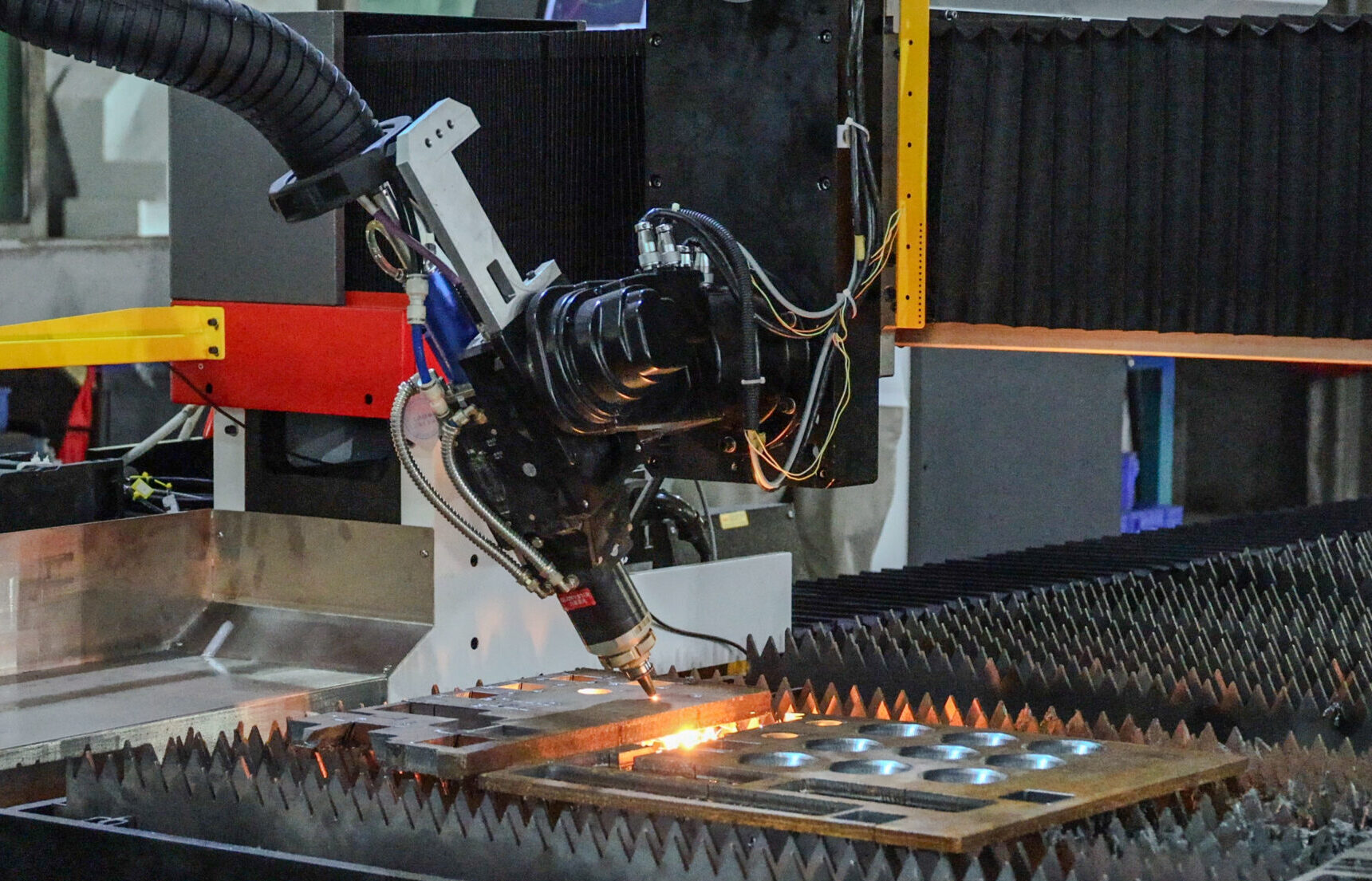 máquina de corte a laser